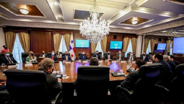 Presidente Cortizo se reúne con inversionistas de los Emiratos Árabes Unidos